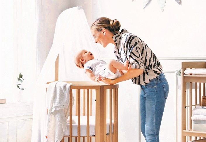 stokke ストッケ スリーピー ベビーベッド、ミニベッド-